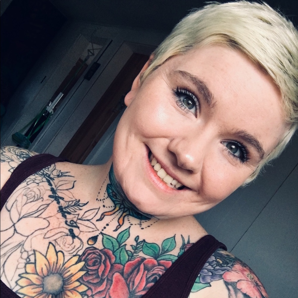 Meet your Posher, Lucy